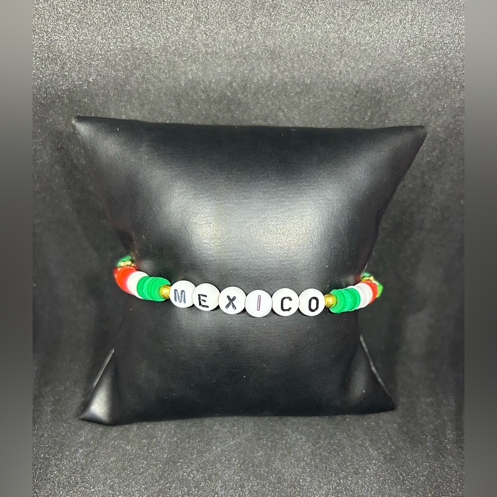 Mexico (Country) Heishi Bracelet